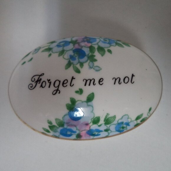 Crown Staffordshire Vintage Forget Me Not Fine Bone small trinket box England - Picture 1 of 10